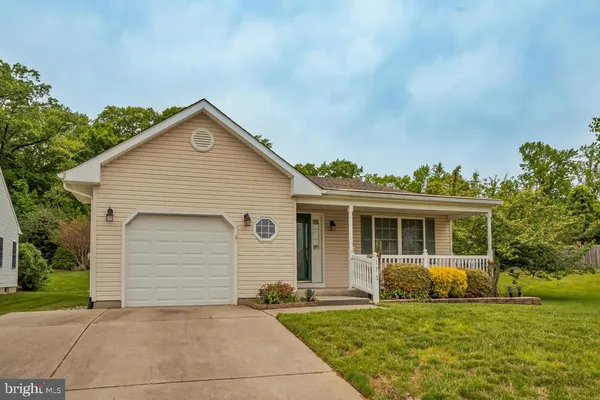 Property Slideshow image 3 of 29 | 173 trellis ln, Sewell, NJ, 08080