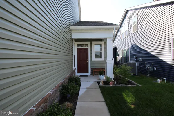 Property Slideshow image 2 of 55 | 391 heritage shores cir, Bridgeville, DE, 19933