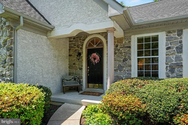 Property Slideshow image 2 of 40 | 4203 journeymans trl, Downingtown, PA, 19335