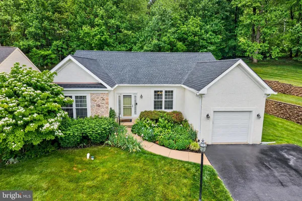 Property Slideshow image 2 of 47 | 1703 open hearth rd, Downingtown, PA, 19335