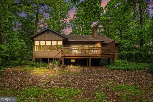 Property Slideshow image 2 of 28 | 30 poplar ln, Elizabethtown, PA, 17022