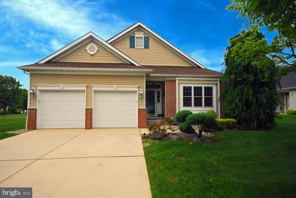 Property Slideshow image 3 of 56 | 6 ridgway dr, Bordentown, NJ, 08505