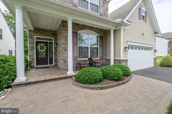 Property Slideshow image 2 of 59 | 44 hardwick dr, Kendall Park, NJ, 08824