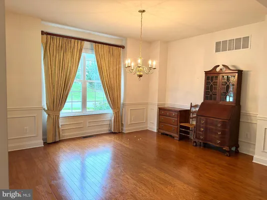 Property Slideshow image 3 of 30 | 293 gaston ln, Coatesville, PA, 19320