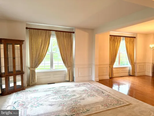 Property Slideshow image 2 of 30 | 293 gaston ln, Coatesville, PA, 19320