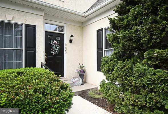 Property Slideshow image 2 of 55 | 4328 eric dr, Schwenksville, PA, 19473