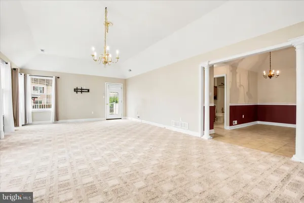 Property Slideshow image 3 of 26 | 1052 arbour ln, Quakertown, PA, 18951