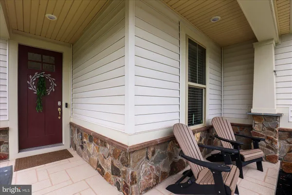 Property Slideshow image 3 of 53 | 18 broomsedge ln, Gettysburg, PA, 17325