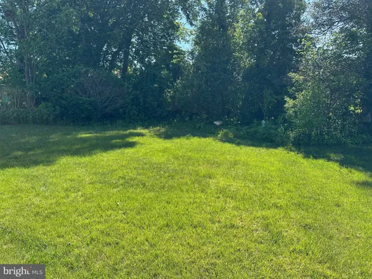 Property Slideshow image 2 of 9 | 30 narberth pl, Southampton, NJ, 08088