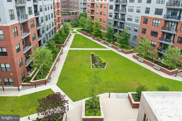 Property Slideshow image 2 of 42 | 2960 vaden dr 2n-602, Fairfax, VA, 22031
