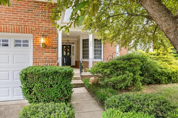 Property Slideshow image 3 of 55 | 5327 w philippi pl, Fredericksburg, VA, 22407