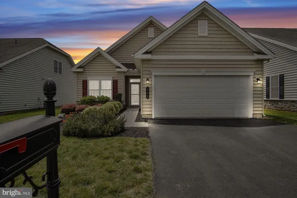 Property Slideshow image 2 of 57 | 112 james madison dr, Mechanicsburg, PA, 17050
