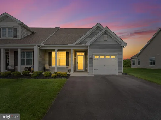 Property Slideshow image 2 of 59 | 43 queensferry dr, Williamstown, NJ, 08094