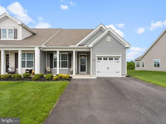 Property Slideshow image 2 of 59 | 43 queensferry dr, Williamstown, NJ, 08094