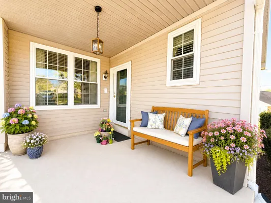 Property Slideshow image 2 of 36 | 1525 tack pl, Glen Mills, PA, 19342