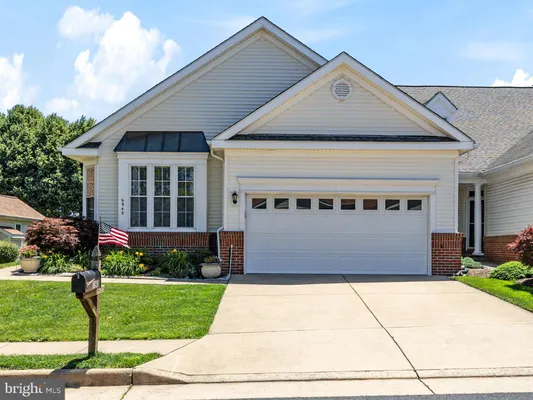 Property Slideshow image 3 of 49 | 6943 cumberstone pl, Gainesville, VA, 20155