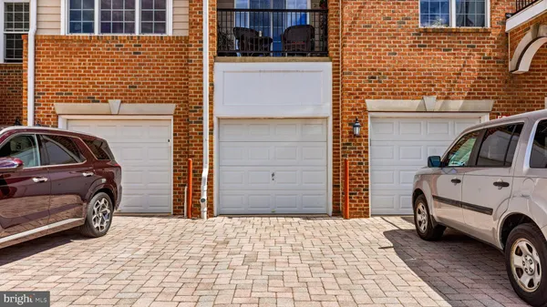 Property Slideshow image 3 of 35 | 8621 fluttering leaf trl trl 403, Odenton, MD, 21113