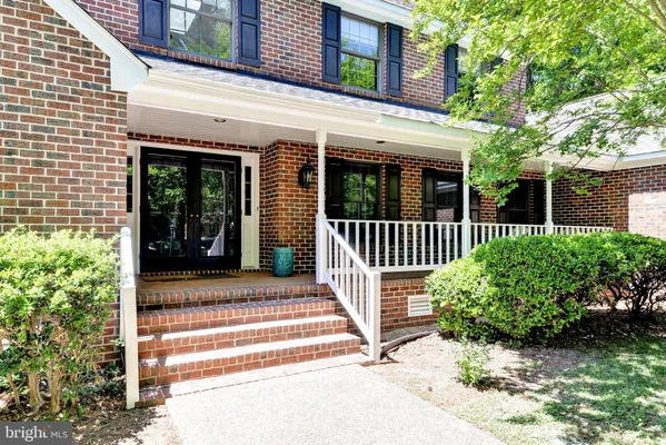 Property Slideshow image 3 of 70 | 137 links of leith, Williamsburg, VA, 23188