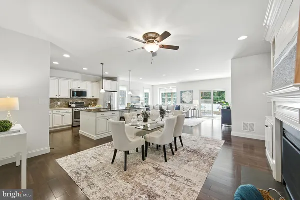 Property Slideshow image 3 of 40 | 230 honeycroft blvd, Cochranville, PA, 19330