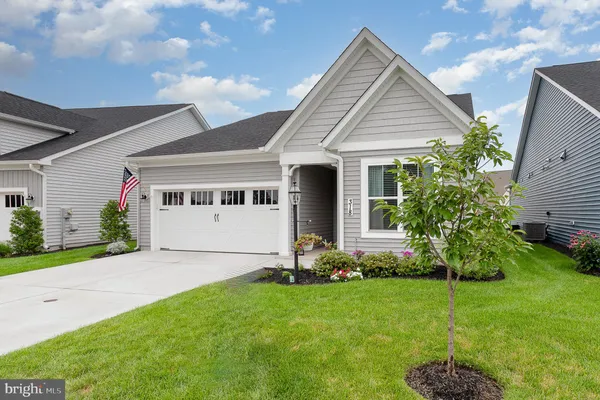 Property Slideshow image 3 of 58 | 318 rustic wood dr, Gettysburg, PA, 17325