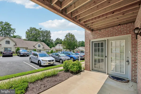 Property Slideshow image 3 of 23 | 2003 rudy serra dr unit 1d, Eldersburg, MD, 21784