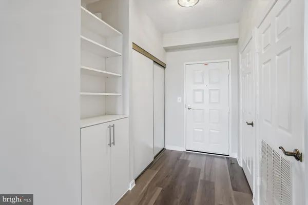 Property Slideshow image 3 of 88 | 3100 n leisure world blvd apt 923, Silver Spring, MD, 20906