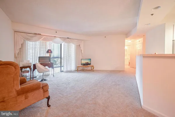 Property Slideshow image 3 of 8 | 3200 n leisure world blvd apt 512, Silver Spring, MD, 20906