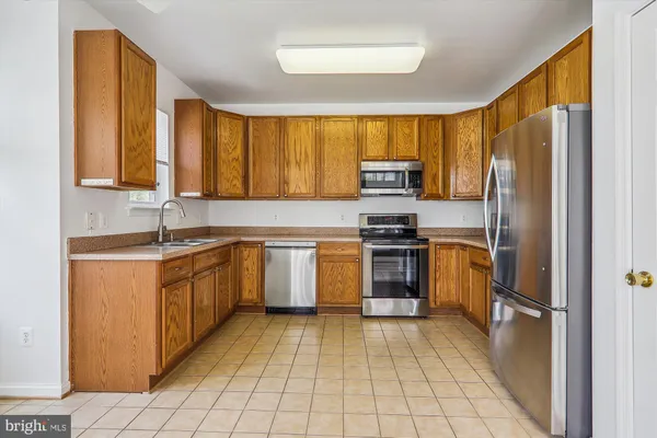 Property Slideshow image 2 of 54 | 13851 belle chasse blvd unit 213, Laurel, MD, 20707