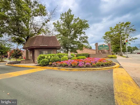 Property Slideshow image 2 of 41 | 6311 delaire landing rd 311, Philadelphia, PA, 19114