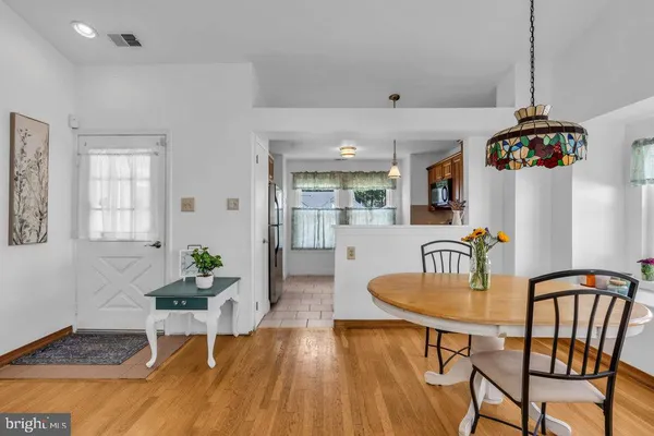 Property Slideshow image 3 of 19 | 219 mohican ln, Little Egg Harbor Twp, NJ, 08087
