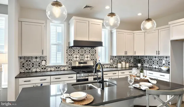 Property Slideshow image 2 of 19 | 505 stone gate blvd, Annville, PA, 17003