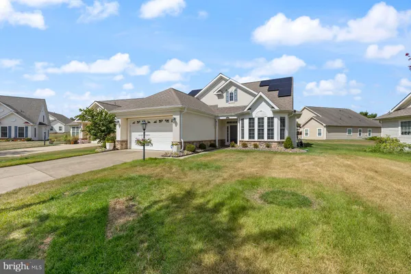 Property Slideshow image 3 of 38 | 4909 keswick ct, White Plains, MD, 20695