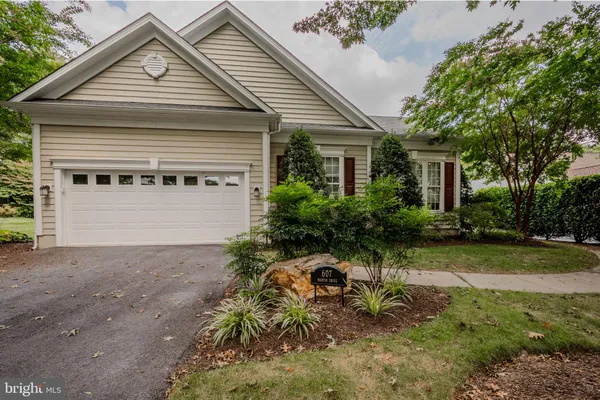 Property Slideshow image 3 of 54 | 607 martin dr, Avondale, PA, 19311