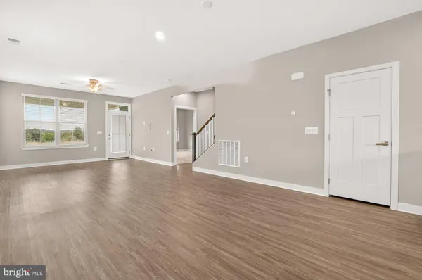 Property Slideshow image 2 of 42 | 3207 thornapple dr, Frederick, MD, 21704