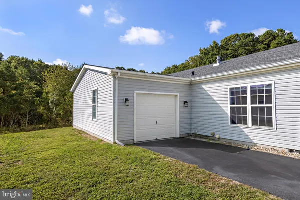 Property Slideshow image 3 of 39 | 40 pine grove ave, Manahawkin, NJ, 08050
