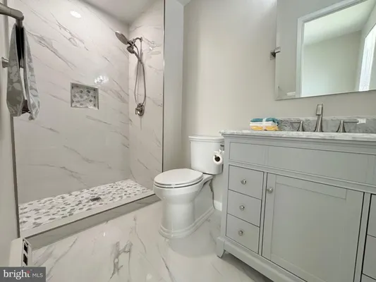 Property Slideshow image 3 of 25 | 3504 fitzhugh ln # 49-c, Silver Spring, MD, 20906