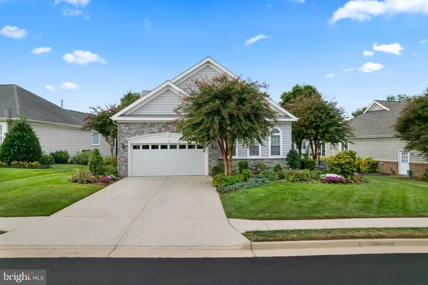 Property Slideshow image 2 of 67 | 13879 crabtree way, Gainesville, VA, 20155