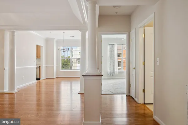 Property Slideshow image 3 of 32 | 8608 wandering fox trl 303, Odenton, MD, 21113