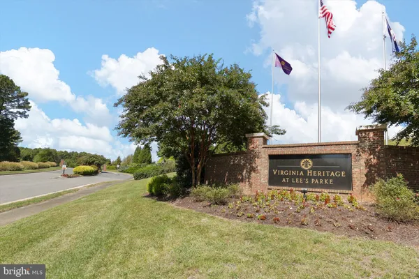 Property Slideshow image 2 of 53 | 5417 e rich mountain way, Fredericksburg, VA, 22407