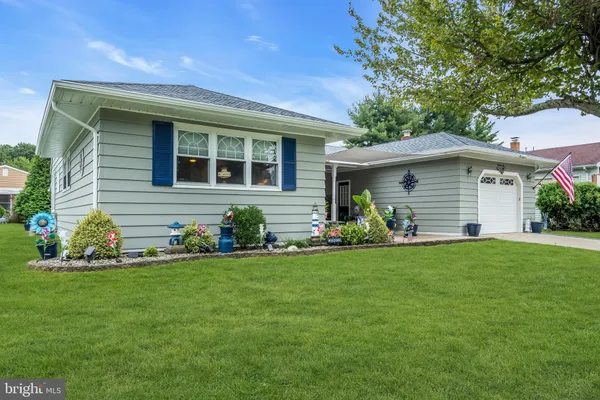 Property Slideshow image 2 of 44 | 26 cabrillo blvd, Toms River, NJ, 08757