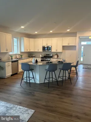 Property Slideshow image 2 of 8 | 126 fairmont ln, Dover, DE, 19904