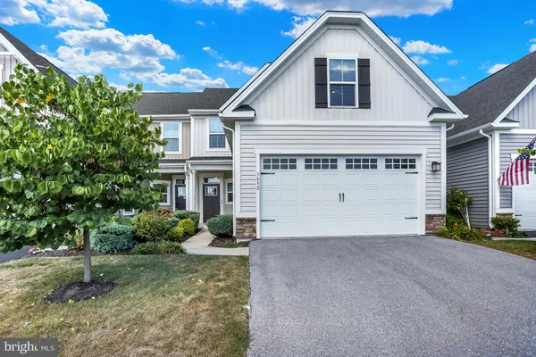Property Slideshow image 2 of 55 | 3052 lorelai dr, Harrisburg, PA, 17110