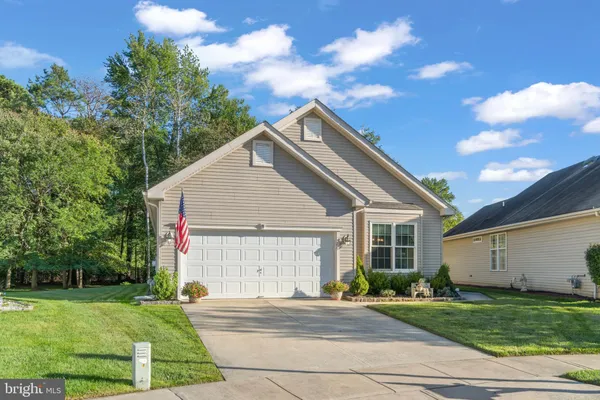 Property Slideshow image 2 of 18 | 9 dutchess ct, Southampton, NJ, 08088