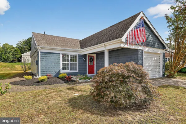 Property Slideshow image 2 of 30 | 22 banbury ln, Southampton, NJ, 08088