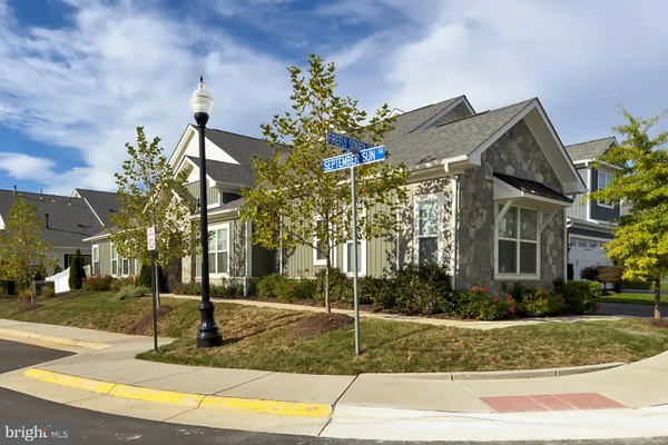 Property Slideshow image 2 of 73 | 42783 firefly sonata ter, Ashburn, VA, 20148