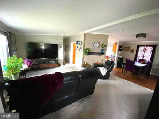 Property Slideshow image 3 of 20 | 145 random rd, Douglassville, PA, 19518