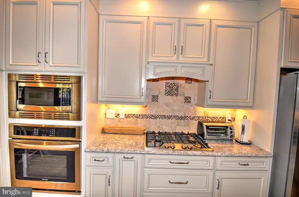 Property Slideshow image 3 of 18 | 4 symphony ave, Bayville, NJ, 08721