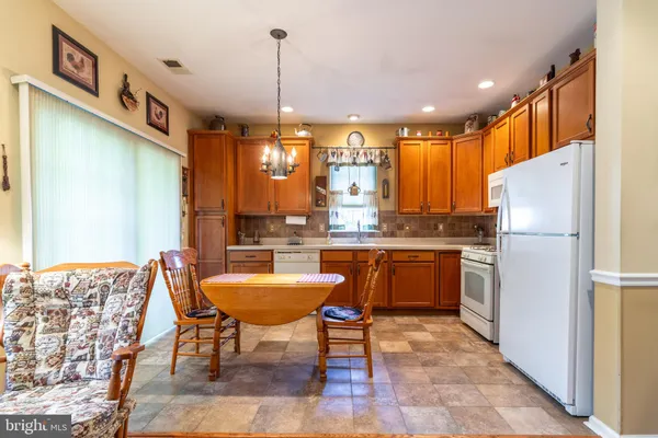 Property Slideshow image 3 of 34 | 233 burholme dr, Hamilton, NJ, 08691