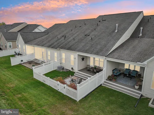 Property Slideshow image 3 of 38 | 1240 beaver tree dr, Odenton, MD, 21113