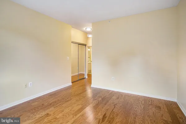 Property Slideshow image 3 of 62 | 19375 cypress ridge ter unit 418, Leesburg, VA, 20176